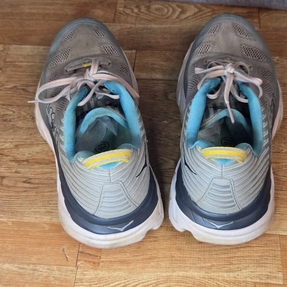 Hoka One One Bondi 6 Running Shoes Light Grey Navy 1019270 Woman's Size 9